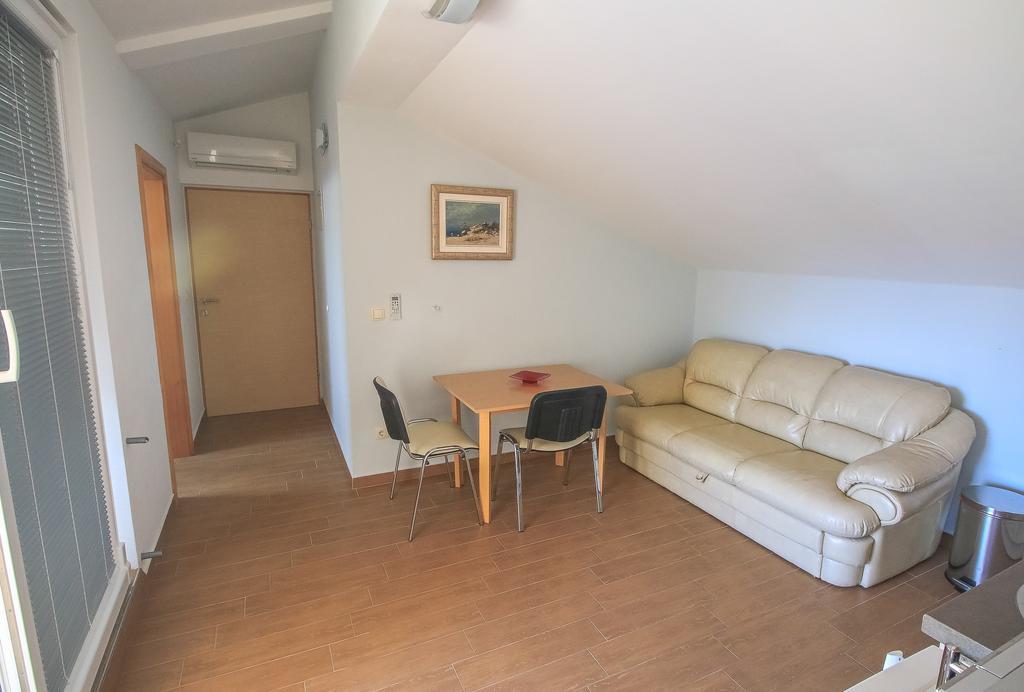 וודיצה Apartment Ana מראה חיצוני תמונה